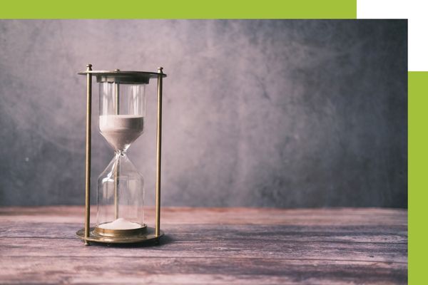 an hour glass